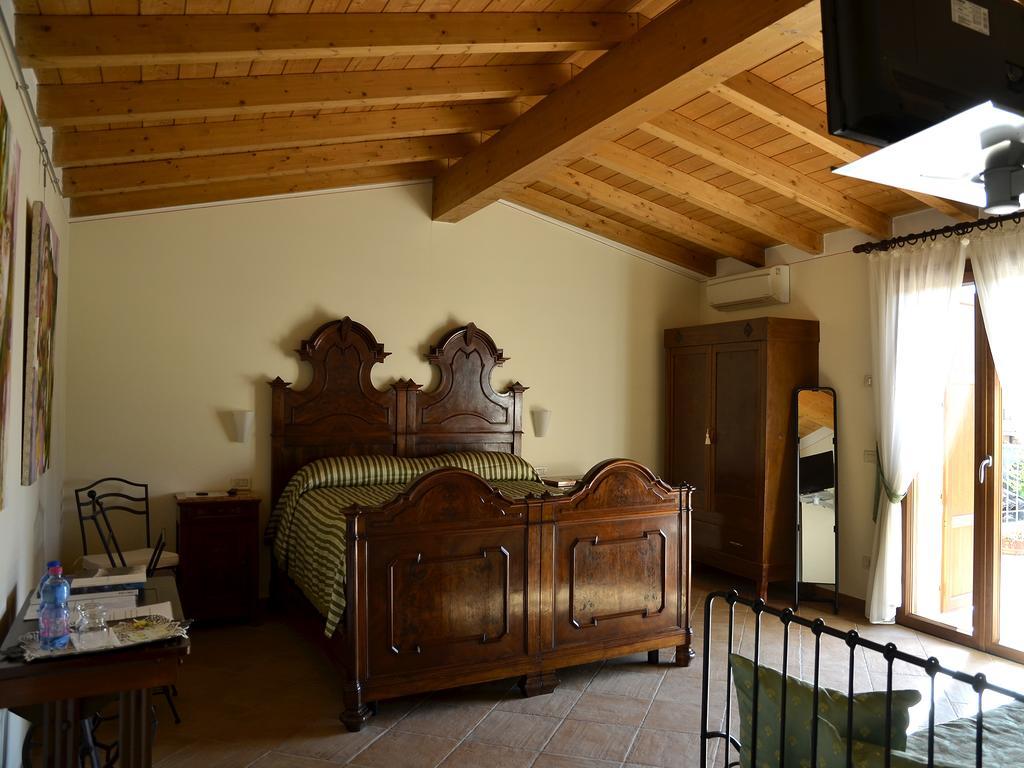 9 Muse Bed And Breakfast Canneto sull'Oglio Екстер'єр фото