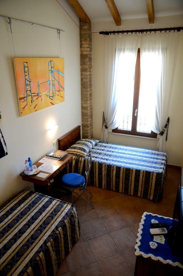 9 Muse Bed And Breakfast Canneto sull'Oglio Екстер'єр фото